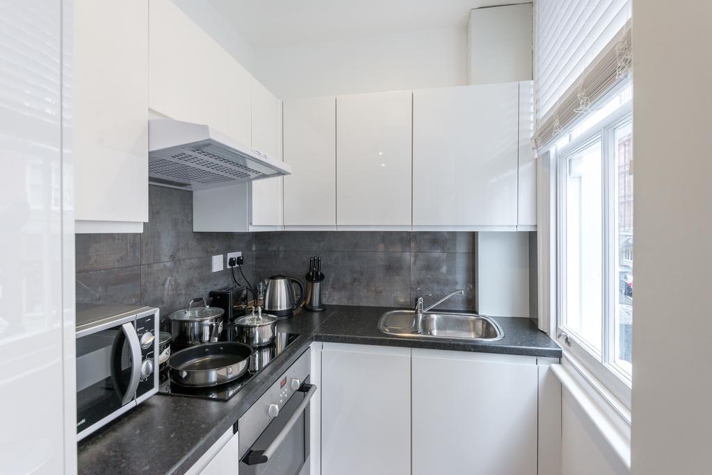 High Street Kensington Apartment London Phòng bức ảnh